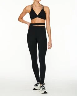 Airlift High-Waisted All Access Legging 6 Airlift High-Waisted All Access Legging -EQUINOX Sales 011 W9655R BLACK 002 c1d8fc10 9bce 44fb 94f5 175241c01dfd