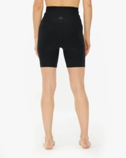 Front Page -EQUINOX Sales 025 SD4482 DARKESTNIGHT 006 45244ca2 263d 41a8 809a b2ee1fd4159f