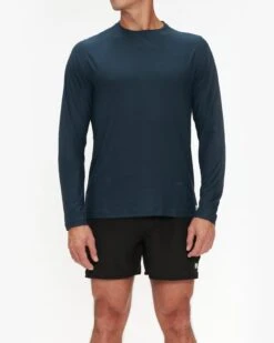 Vuori Long Sleeve Strato Tech Tee