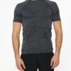 Alo Yoga Amplify Seamless Short Sleeve Tee -EQUINOX Sales 038 M1147R BLACKHEATHER 001