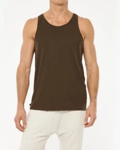 Alo Yoga The Triumph Tank