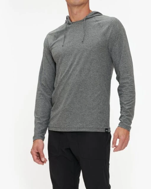 Rhone Reign All Around Hoodie -EQUINOX Sales 039 101099 019 BLACKHEATHER 002