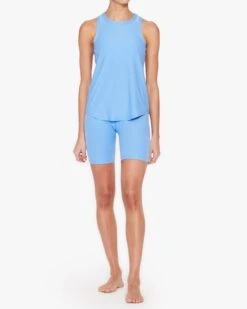 Beyond Yoga Featherweight Keep It Moving Tank -EQUINOX Sales 044 LWSD4481 FLOWER BLUE 002