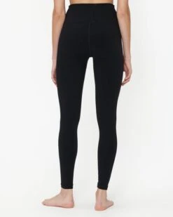 Front Page -EQUINOX Sales 046 111 BLACK BLACK 004 043ecac5 53a9 450f b173 fbb3460f5149