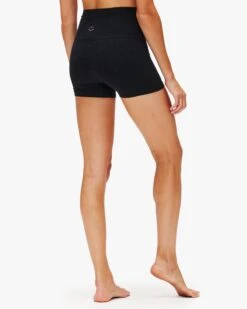 Front Page -EQUINOX Sales 071 SD5067 Darkest Night 002