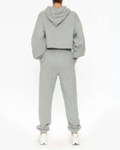 Alo Yoga Accolade Sweatpant -EQUINOX Sales 086 W3507R AthleticHeatherGrey 005 1114d9f7 e1aa 40af a332 ac554248ac03