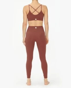 Vuori Mindset Bra -EQUINOX Sales 092 VW186 CEDAR 002