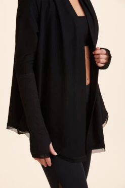 Jet Set Cardigan -EQUINOX Sales F17 TO40 Jet Set Cardigan Black 4