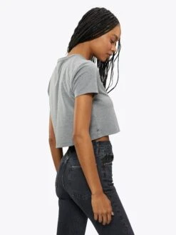 Almost Friday Tee Cropped -EQUINOX Sales HEATHER GREY SS AlmostFriday CROPPED2653