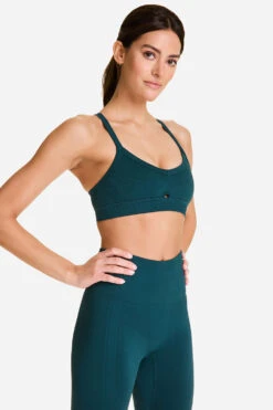 Barre Cami Bra -EQUINOX Sales LOOK 1 H22 BR75 H22 PA121 151 7a0db005 31bd 4227 b48c 44f4d1265371