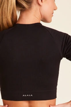 Alala Barre Seamless Tee -EQUINOX Sales LOOK 17 FB TA67 SU21 PA135 0083 cb7c3b9b 6e11 47e3 8f9e b31dc0d2cf6f