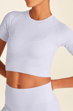 Alala Barre Seamless Tee -EQUINOX Sales LOOK 20b SU22 TO113 091 5444c159 66c1 405d aa08 7580b954bdb5