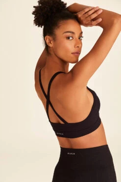 Barre Cami Bra 8 Barre Cami Bra -EQUINOX Sales LOOK 22 FB BR75 FB SH30 070 1