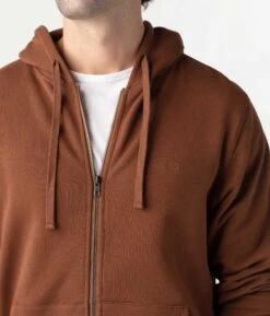 Olivers Classic Zip Hoodie -EQUINOX Sales OLIVERS 21JUL29 MODEL 544 Web
