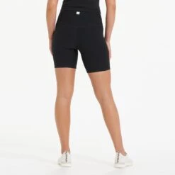 Vuori Clean Elevation Shorty -EQUINOX Sales VW371HBK 9194