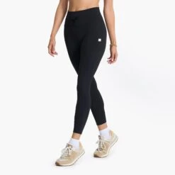 Vuori Daily Pocket Legging -EQUINOX Sales VW490BLK 0409