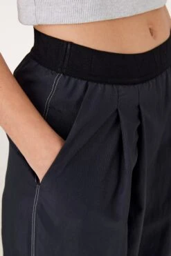 ENVT Leo Wide Leg Pant -EQUINOX Sales leo pants navy 06 79dc2e39 1d3c 4e2f a870 b4505e5e46a0